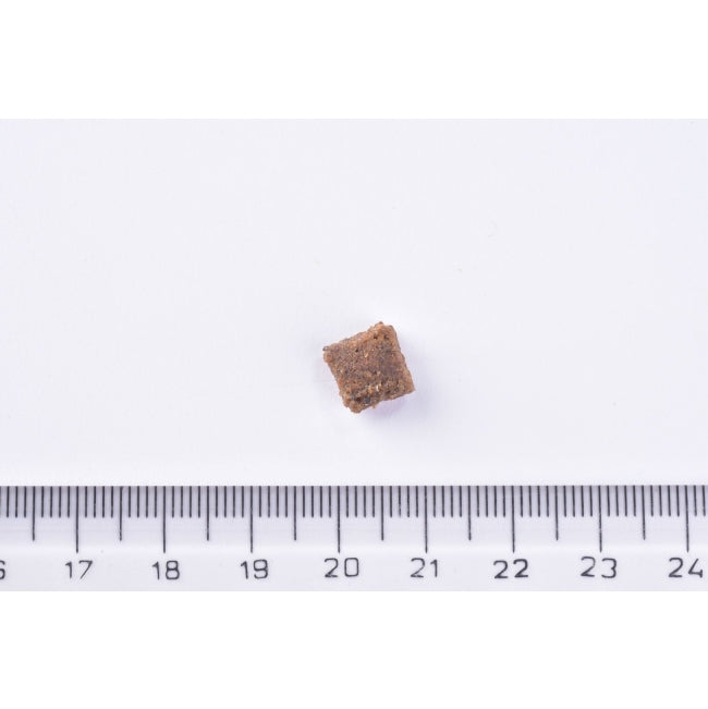 Kibble Size for Brit Sensitive Lamb food for cats
